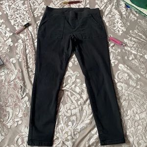 Women’s black cargoes
